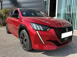Peugeot e-208 136ch GT (2023)