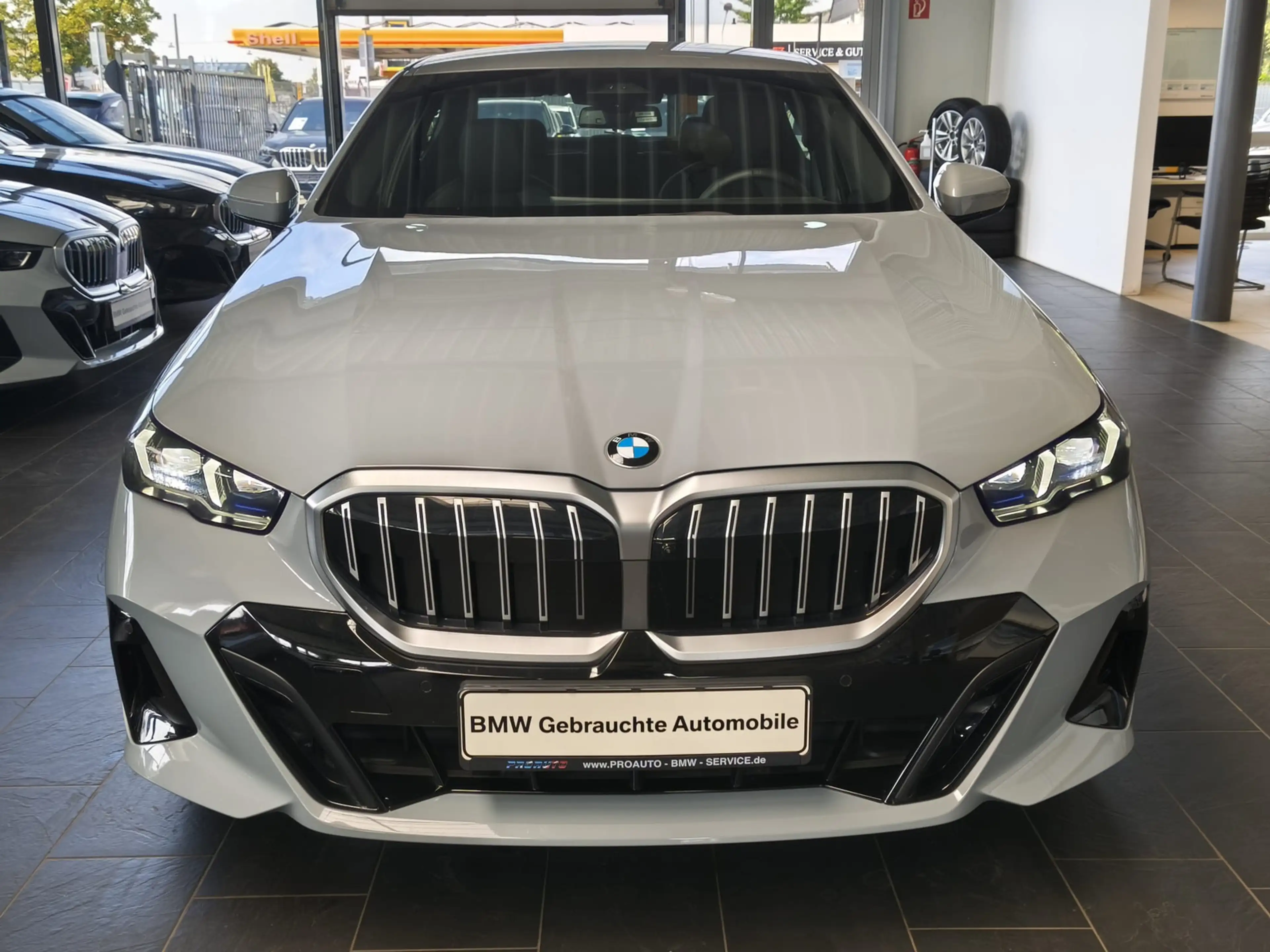 BMW 520 i M Sport HK/Dr.As+/360°/20"Alu/HUD/AHK — photo 2
