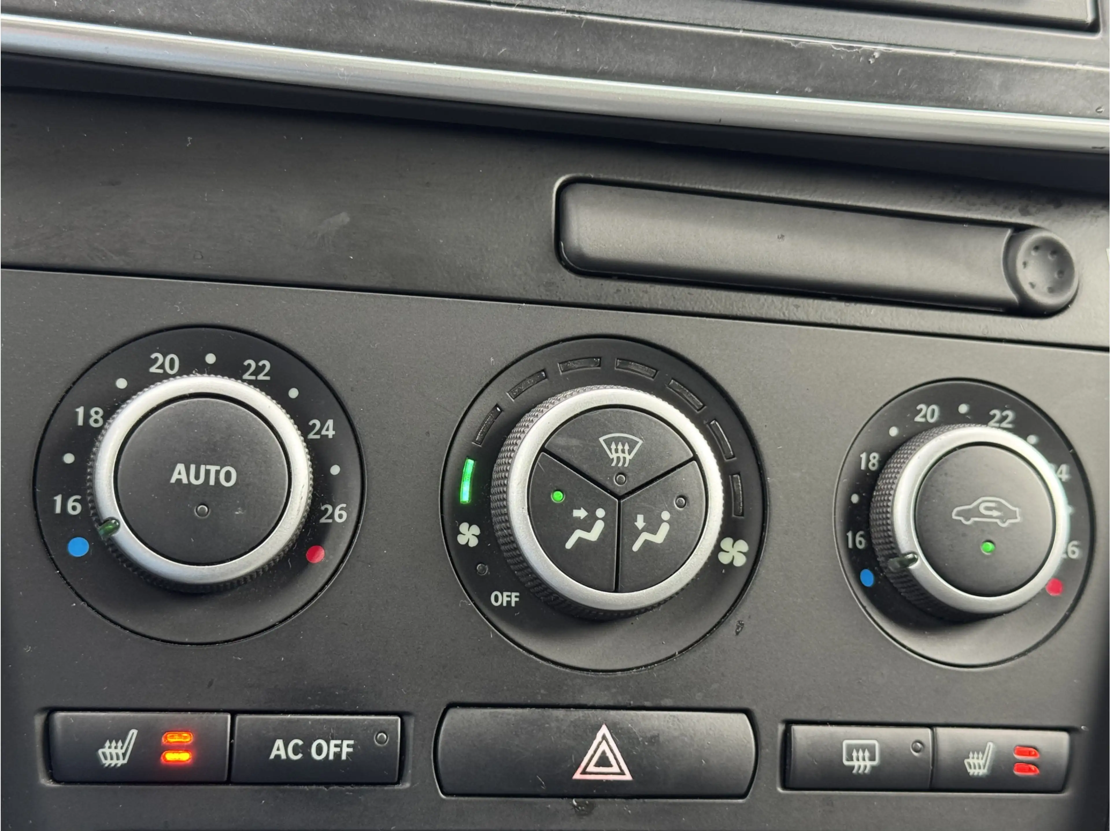 Saab 9-3X 2.0 T AERO XWD | LEDER! | XENON! | CARPLAY! — photo 21
