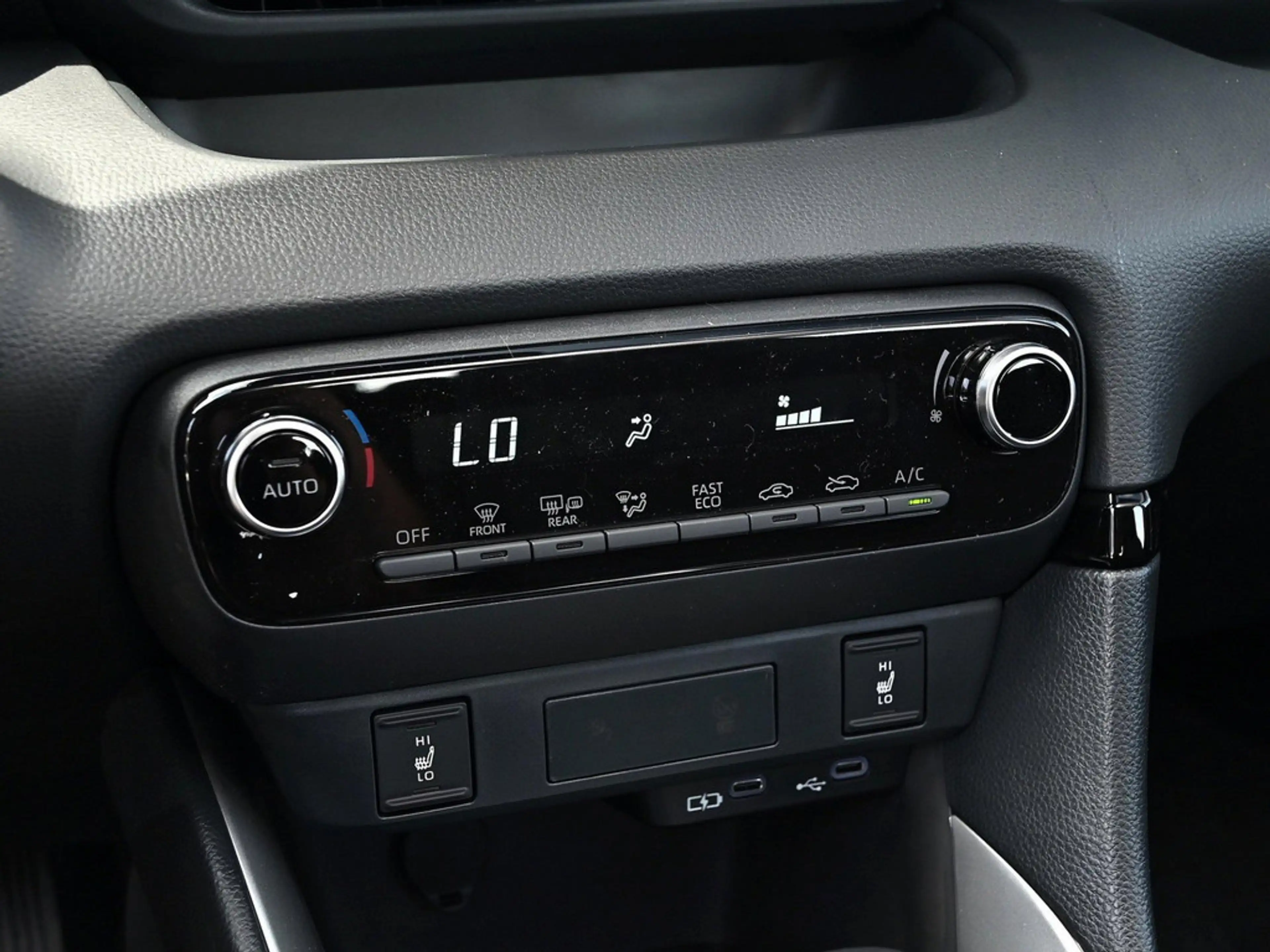 Mazda 2 Hybrid 1.5 Exclusive-Line KAMERA ACC LED — photo 11
