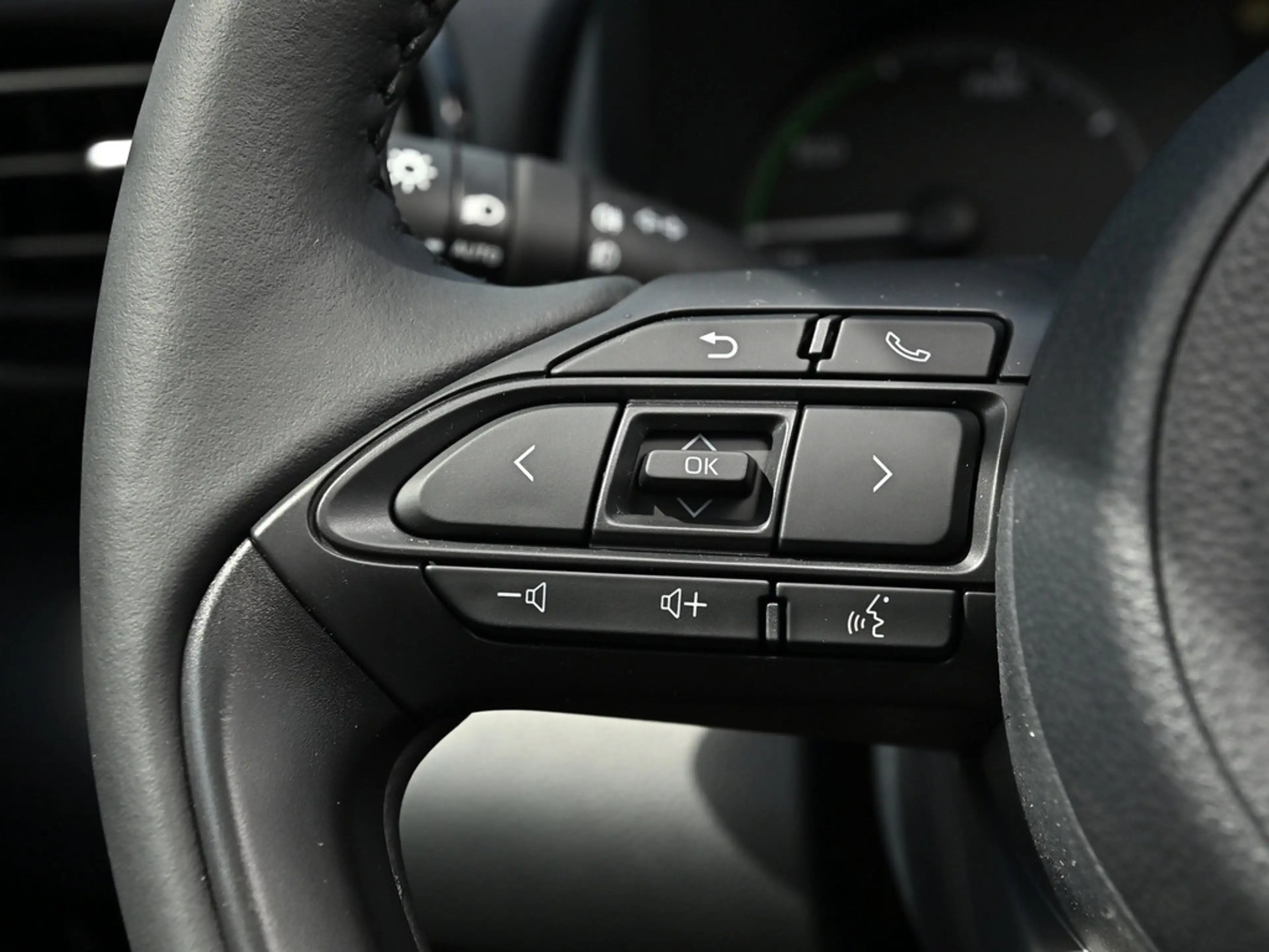 Mazda 2 Hybrid 1.5 Exclusive-Line KAMERA ACC LED — photo 15
