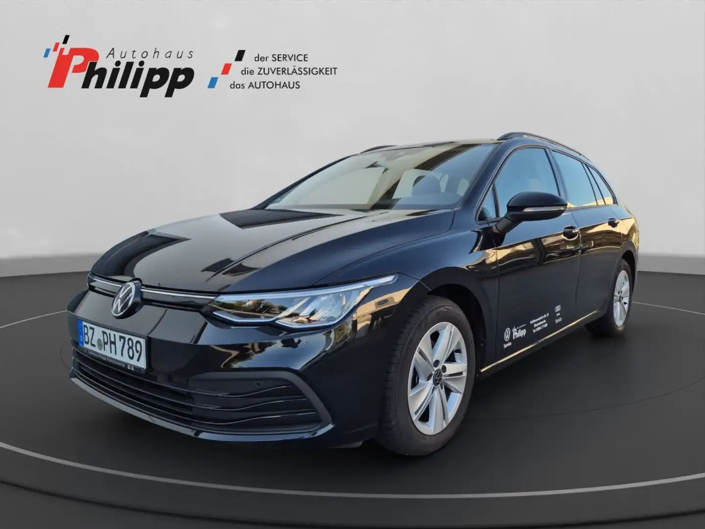 Volkswagen Golf VIII Variant 1.0 TSI LIFE Schwarz - 1