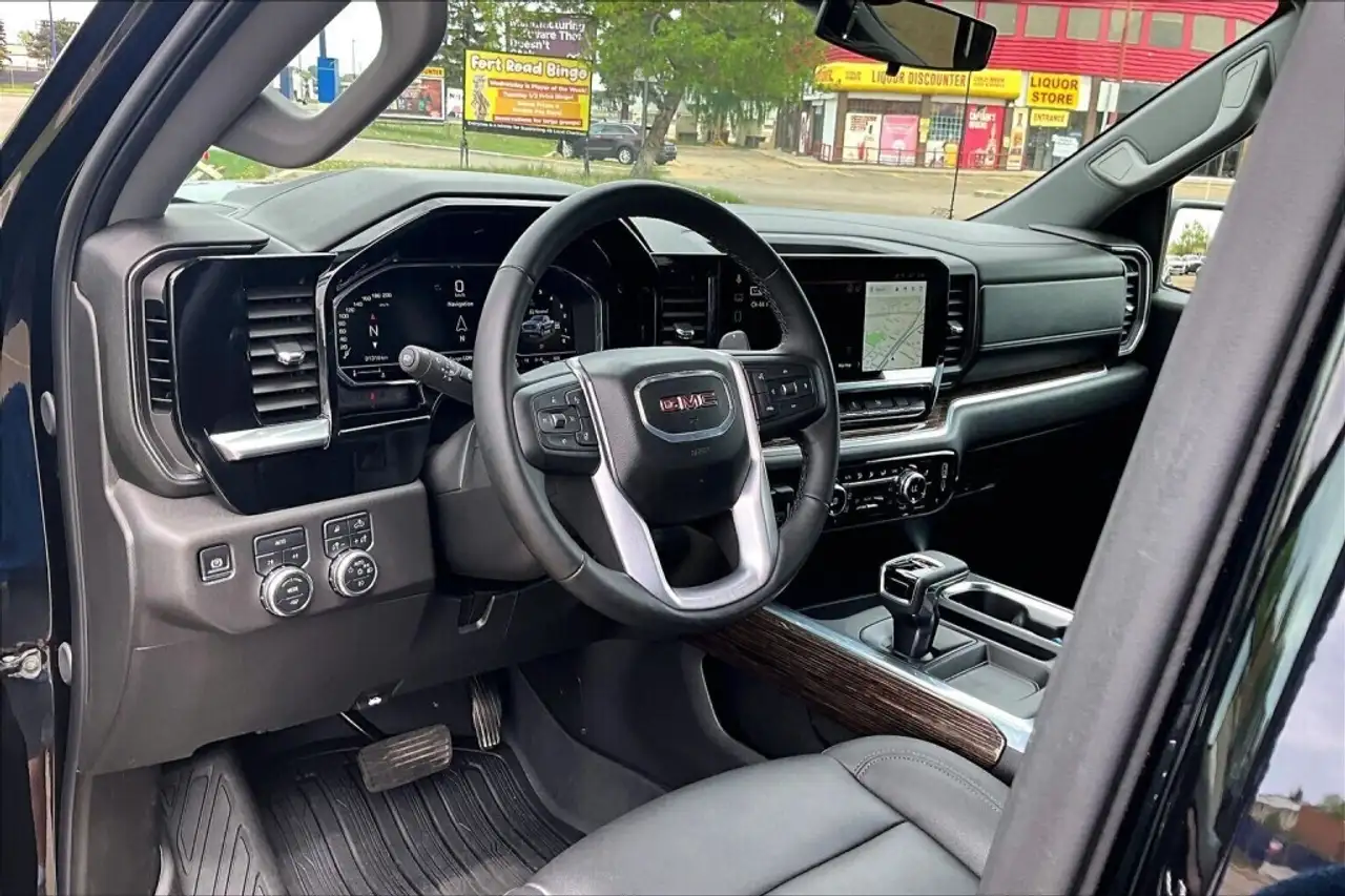 GMC Sierra 1500 снимка GMC Sierra 1500