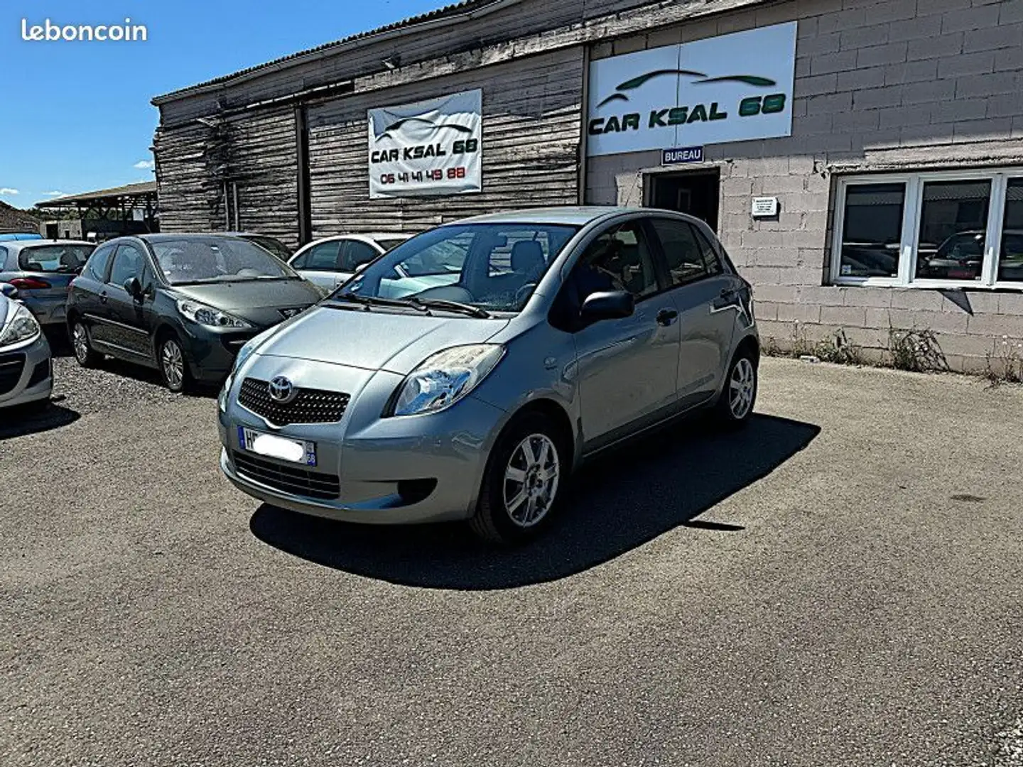 Toyota Yaris 69 VVT-I CREATION 5P Gris - 1