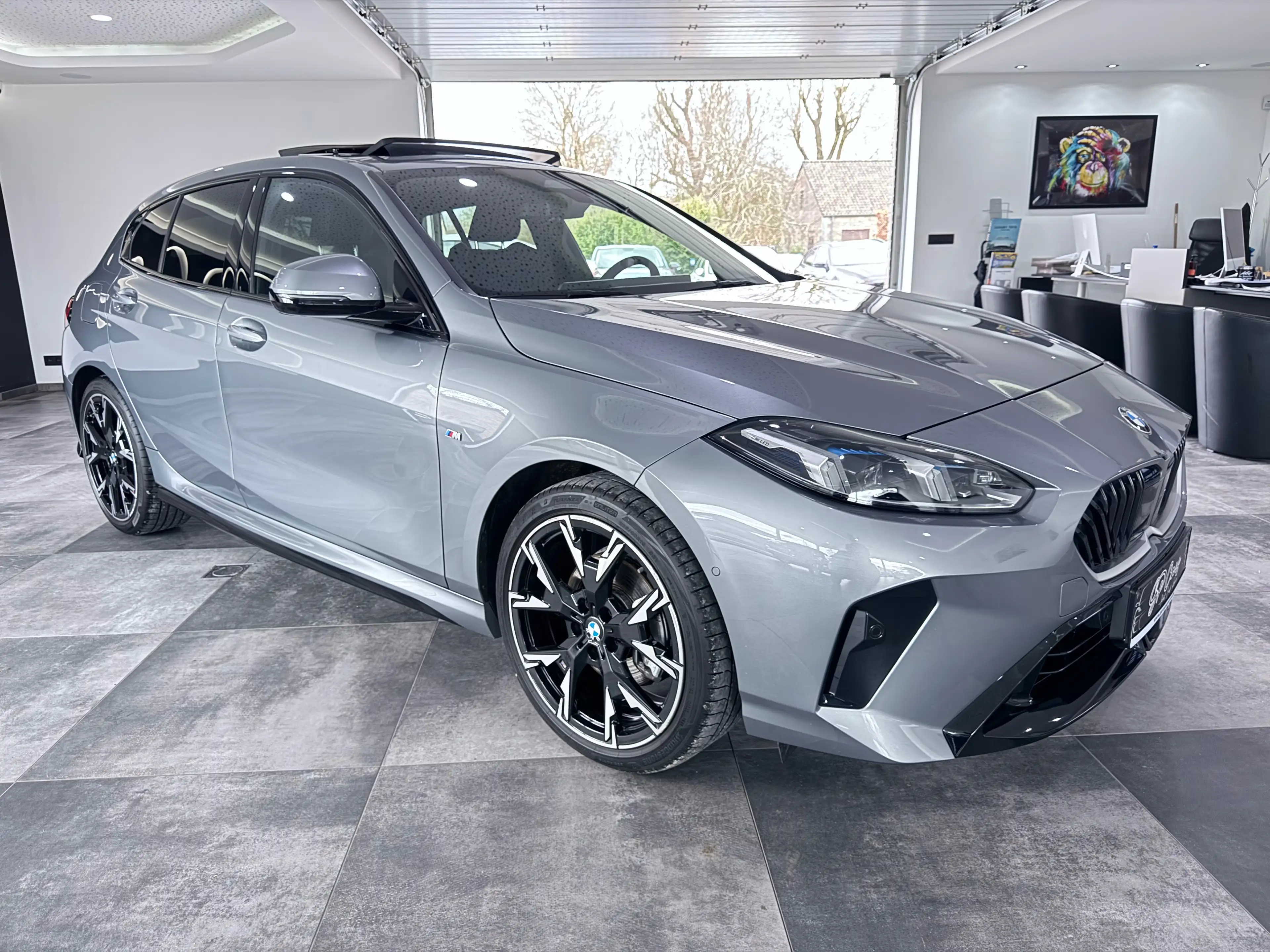 BMW 118 118D Pack M-Sport / Toit ouvrant — photo 10