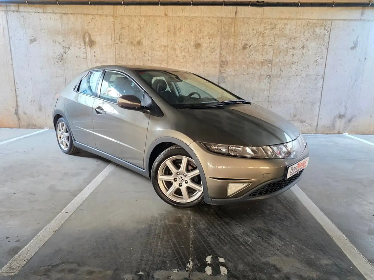 Honda Civic 1.8 i-VTEC Sport Beige - 1