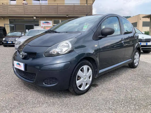 Toyota Aygo Aygo I 2005 5p 1.0 Now FL