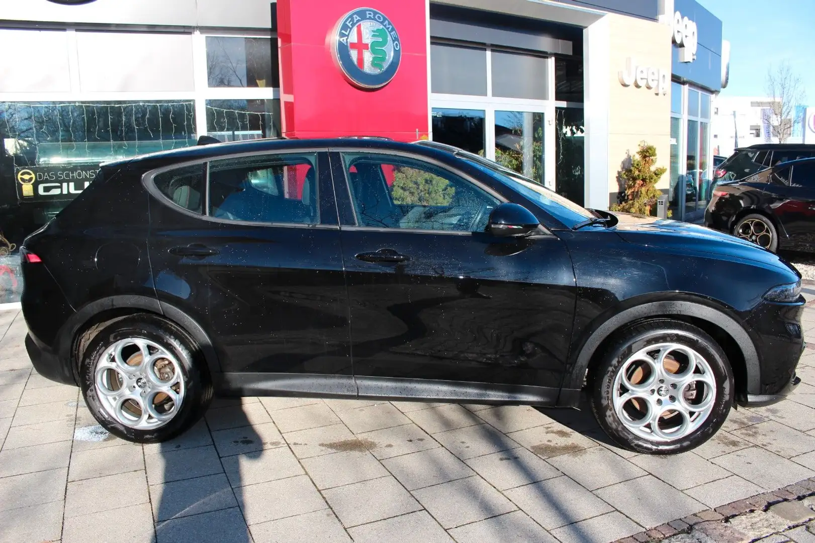 Alfa Romeo Tonale Sprint Werksgarantie 03-2027 Schwarz - 2
