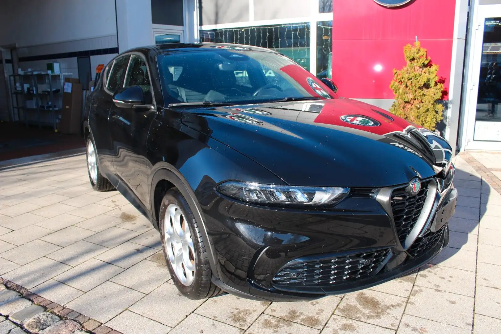 Alfa Romeo Tonale Sprint Werksgarantie 03-2027 Schwarz - 1