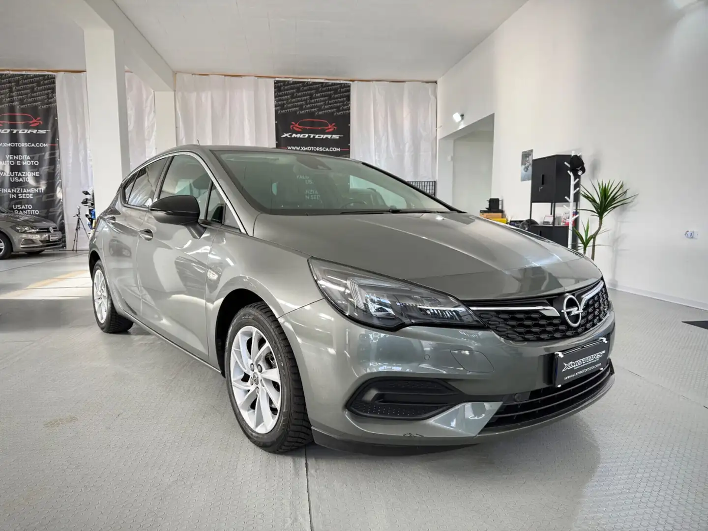 Opel Astra 1.5 CDTI 122 CV S&S AT9 5 porte Business Elegance Gris - 1