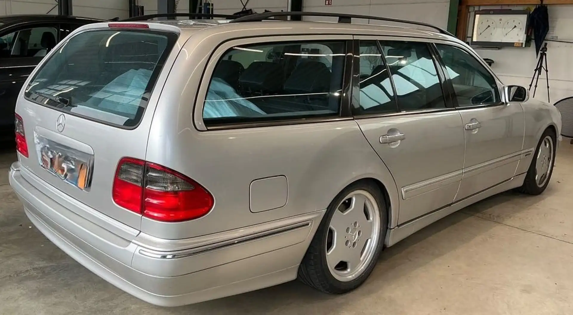 Mercedes-Benz E 280 E 280 4-Matic Avantgarde Grigio - 1