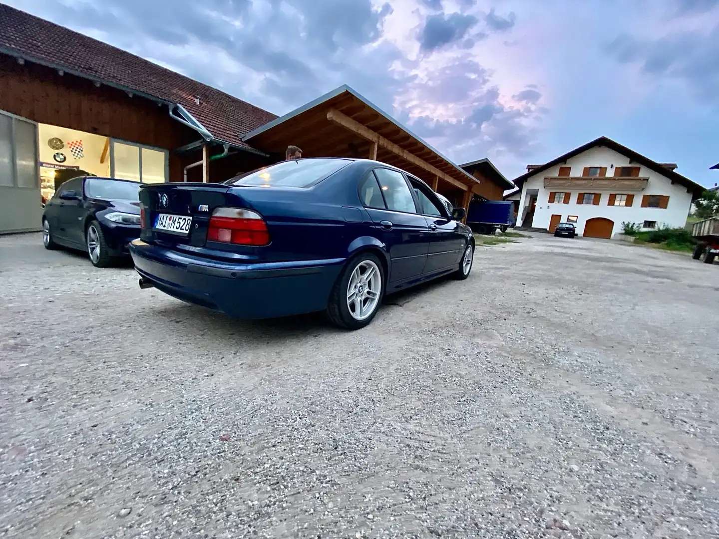 BMW 528 528i Blauw - 2