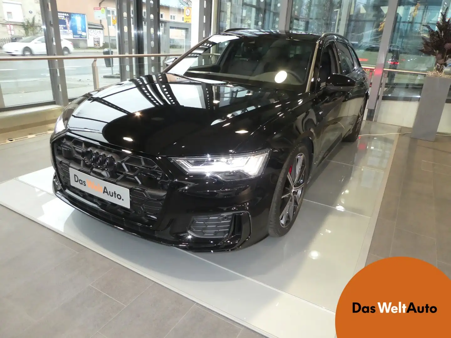 Audi A6 55 TFSI e quattro S line Schwarz - 1
