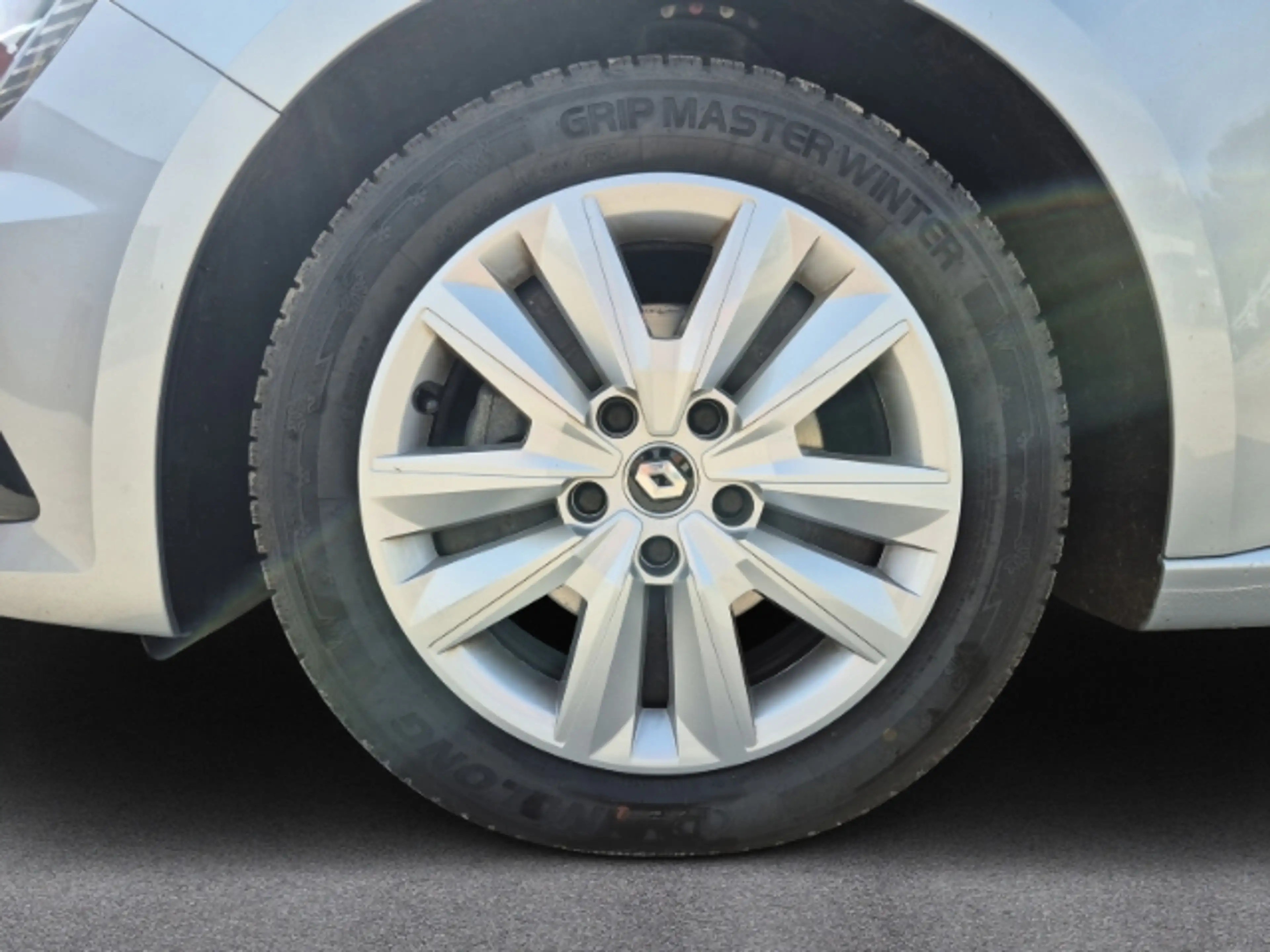 Renault Megane IV Grandtour Intens 1.5 dCi Winter Paket — photo 7