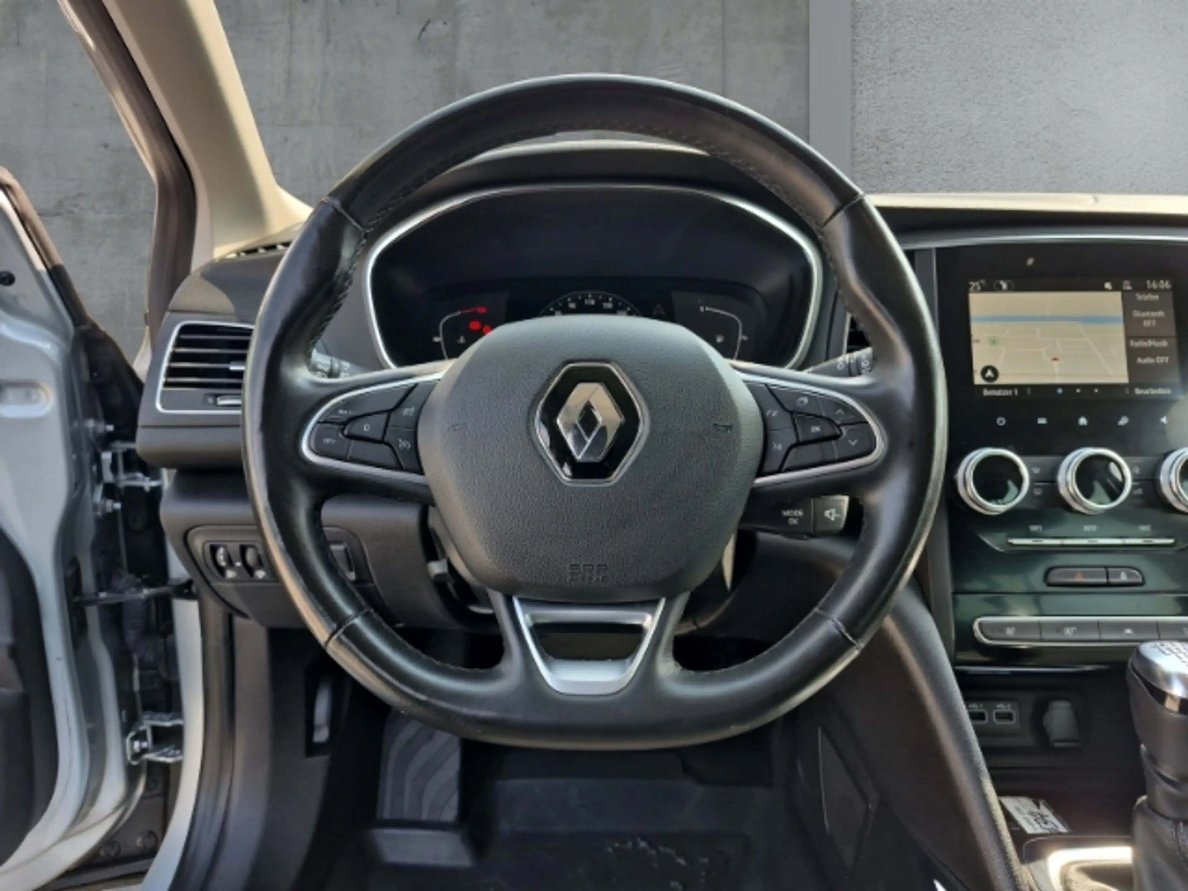 Renault Megane IV Grandtour Intens 1.5 dCi Winter Paket — photo 11