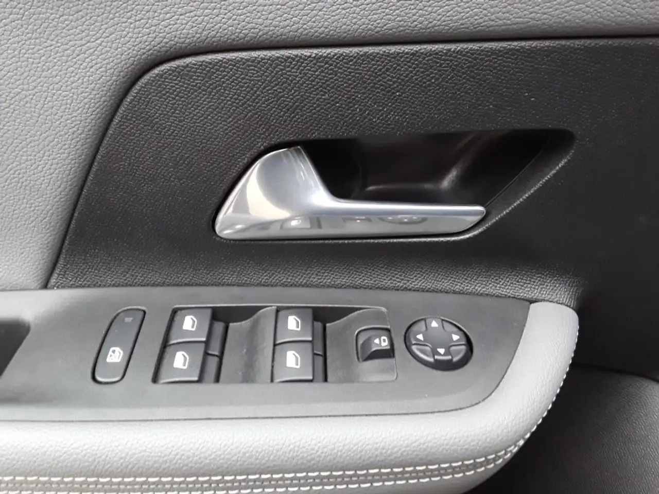 Opel Mokka 1.5 Diesel Elegance 14