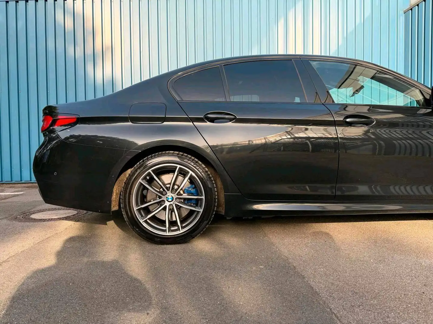 BMW 530 G30 xDrive LCI Blau - 2