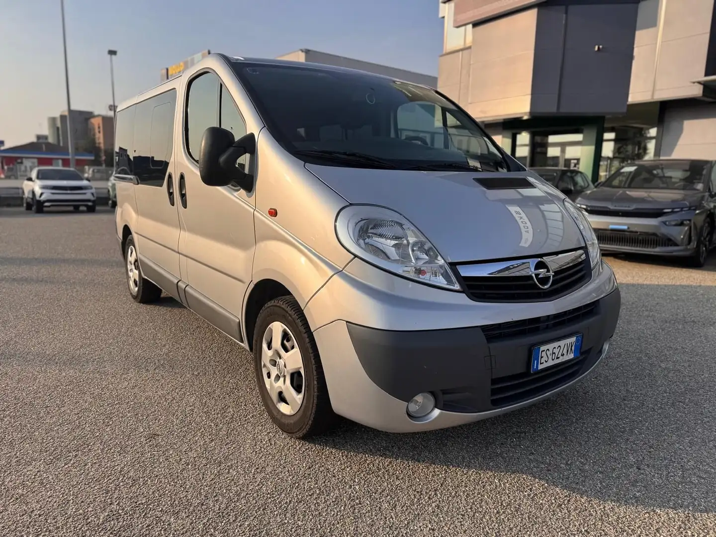 Opel Vivaro Vivaro 29 2.0 CDTI 120CV PL-TN Combi 9 posti Fap Gris - 2
