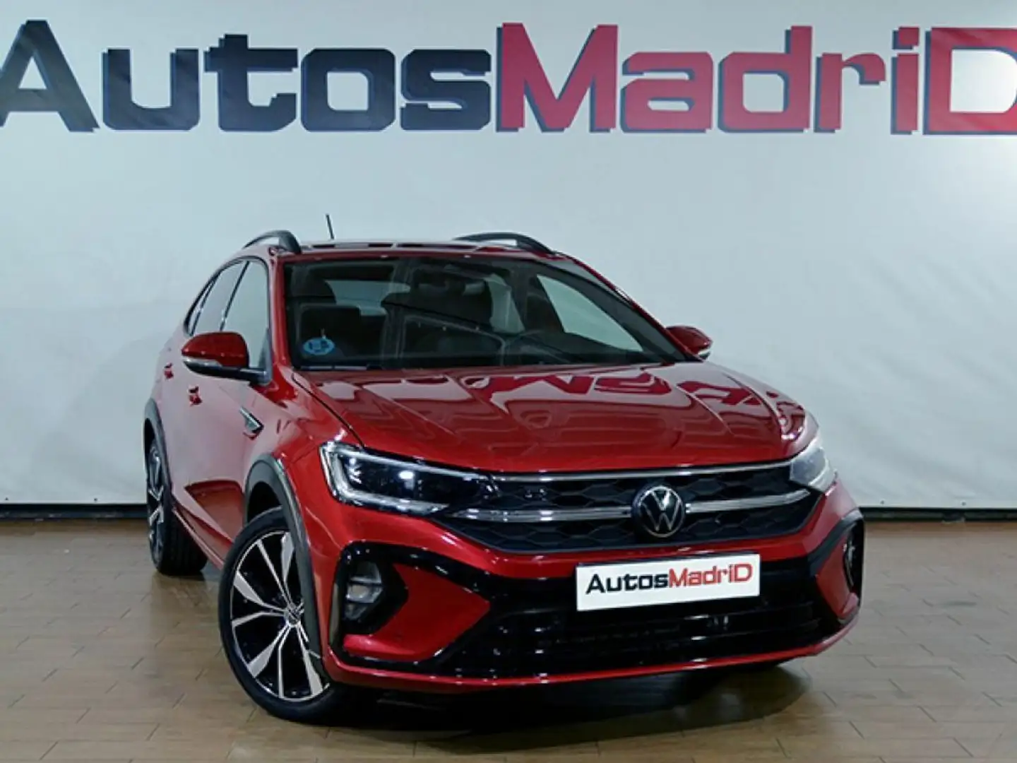 Volkswagen Taigo R-Line 1.5 TSI 110kW (150CV) DSG Rojo - 1