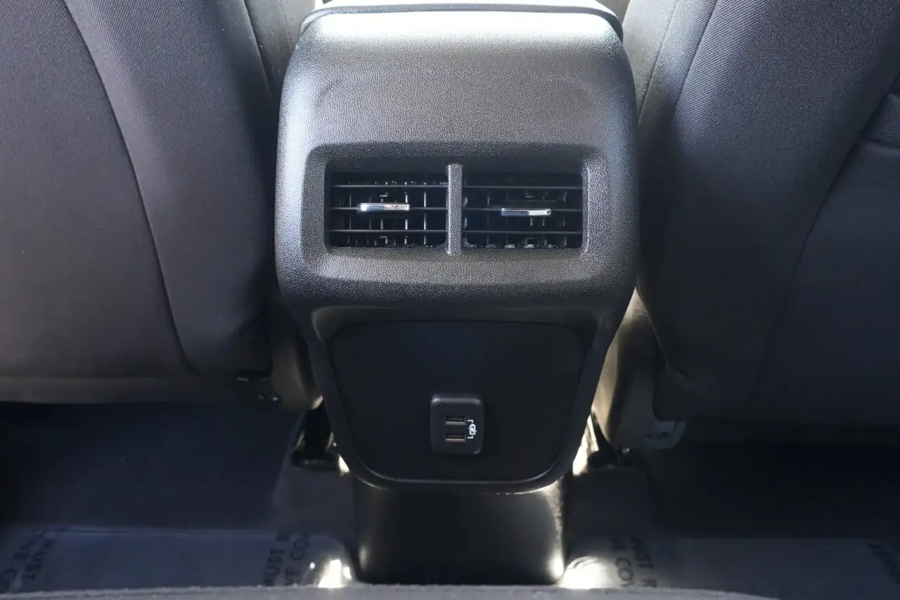 Chevrolet Equinox снимка Chevrolet Equinox