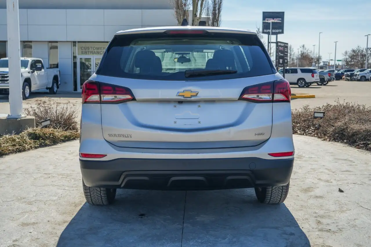 Chevrolet Equinox снимка Chevrolet Equinox