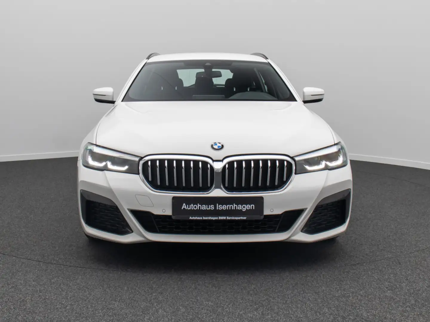 BMW 540 xD M Sport Alarm AHK Kamera DAB Parkassist White - 2