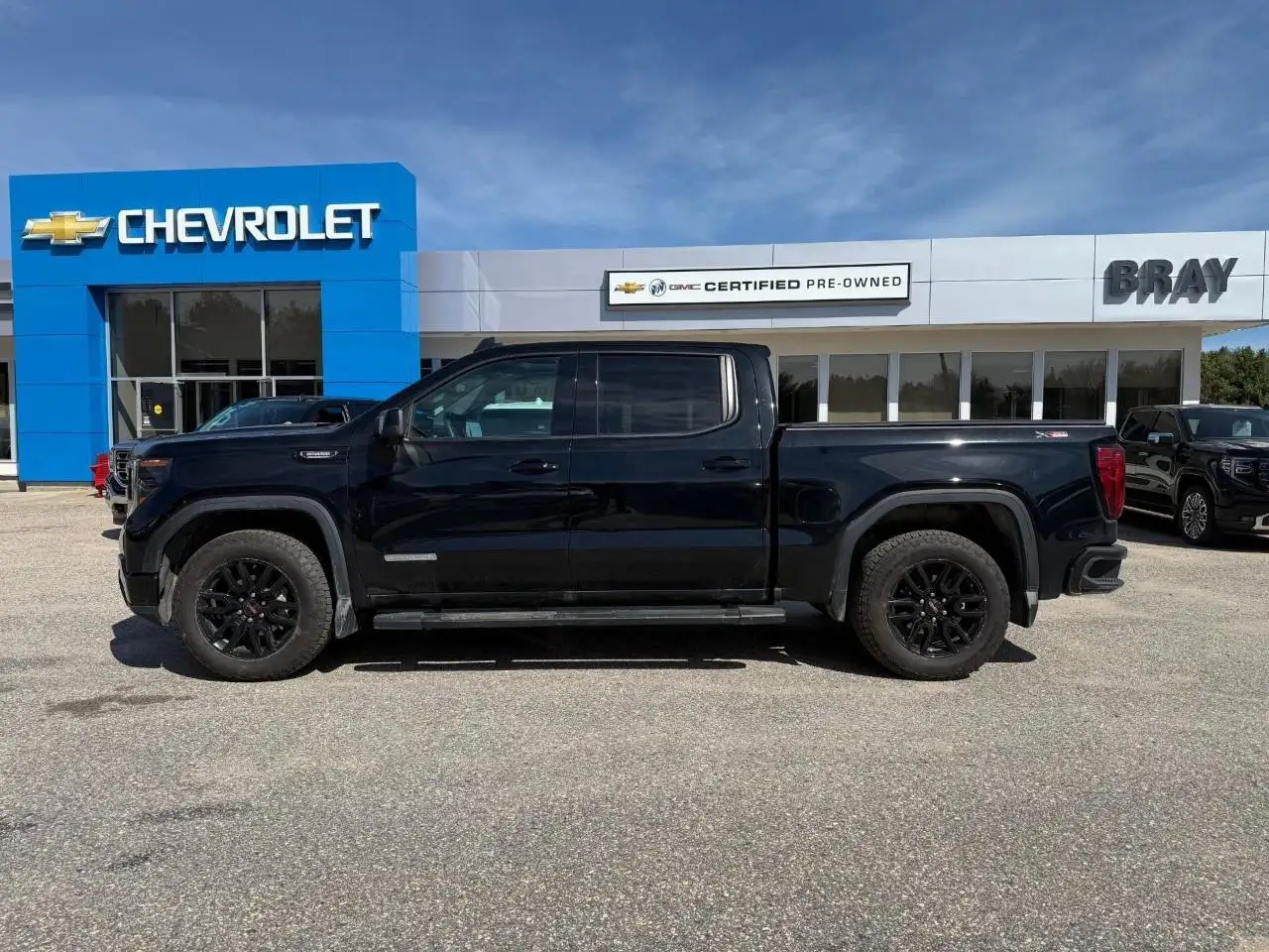 GMC Sierra 1500 снимка GMC Sierra 1500