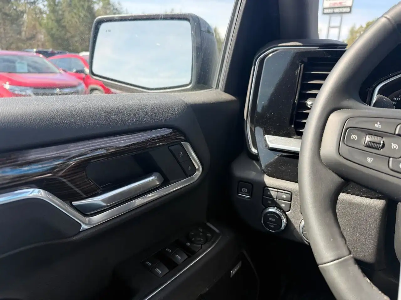GMC Sierra 1500 снимка GMC Sierra 1500