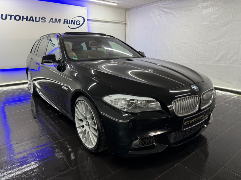 BMW 550 i M Touring 1HND PANO HUD 360° MEMORY KEY XEN — photo 4