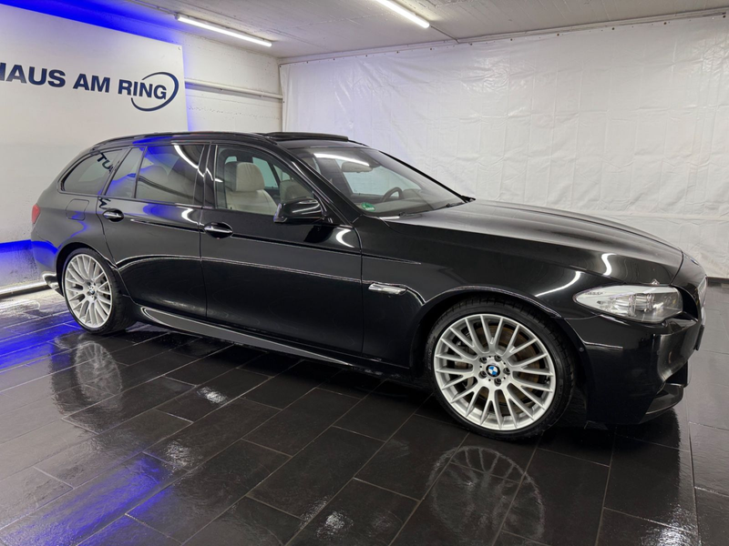 BMW 550 i M Touring 1HND PANO HUD 360° MEMORY KEY XEN — photo 5
