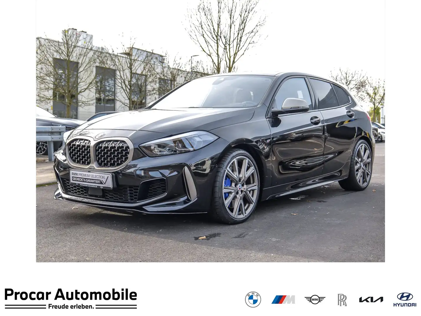 BMW 135 M135i xDrive HUD PANO RFK NAVI LED PDC V+H LM Schwarz - 1