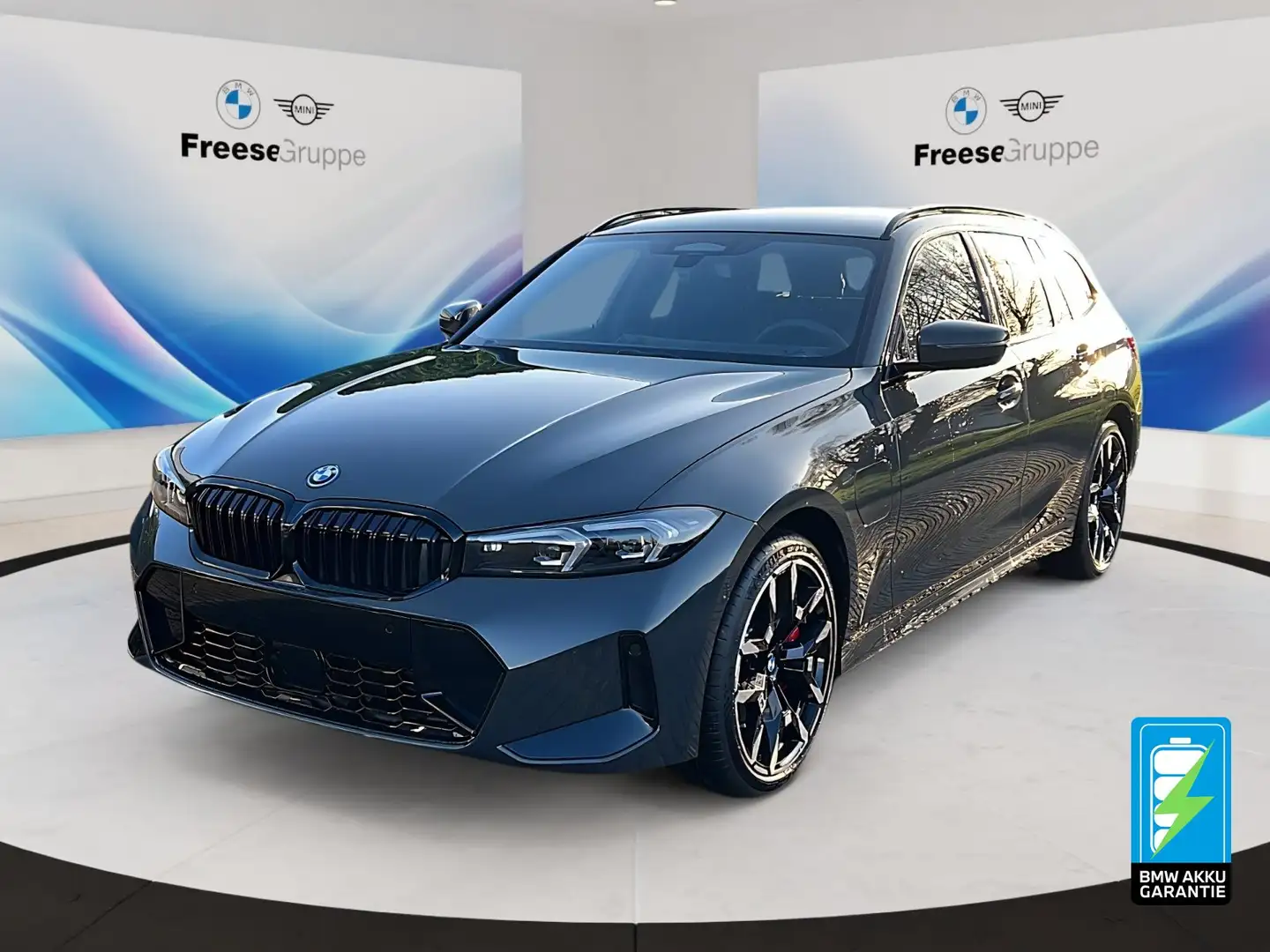 BMW 330 e xDrive Touring M-Sport Pro Head-Up ACC HK AHK Grau - 1