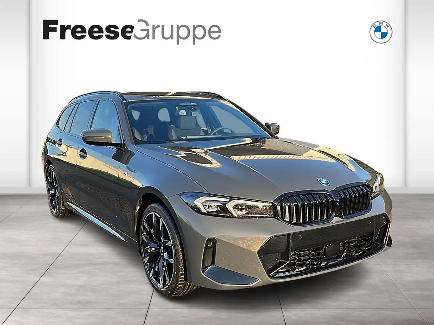 BMW 330 e xDrive Touring Grau - 1