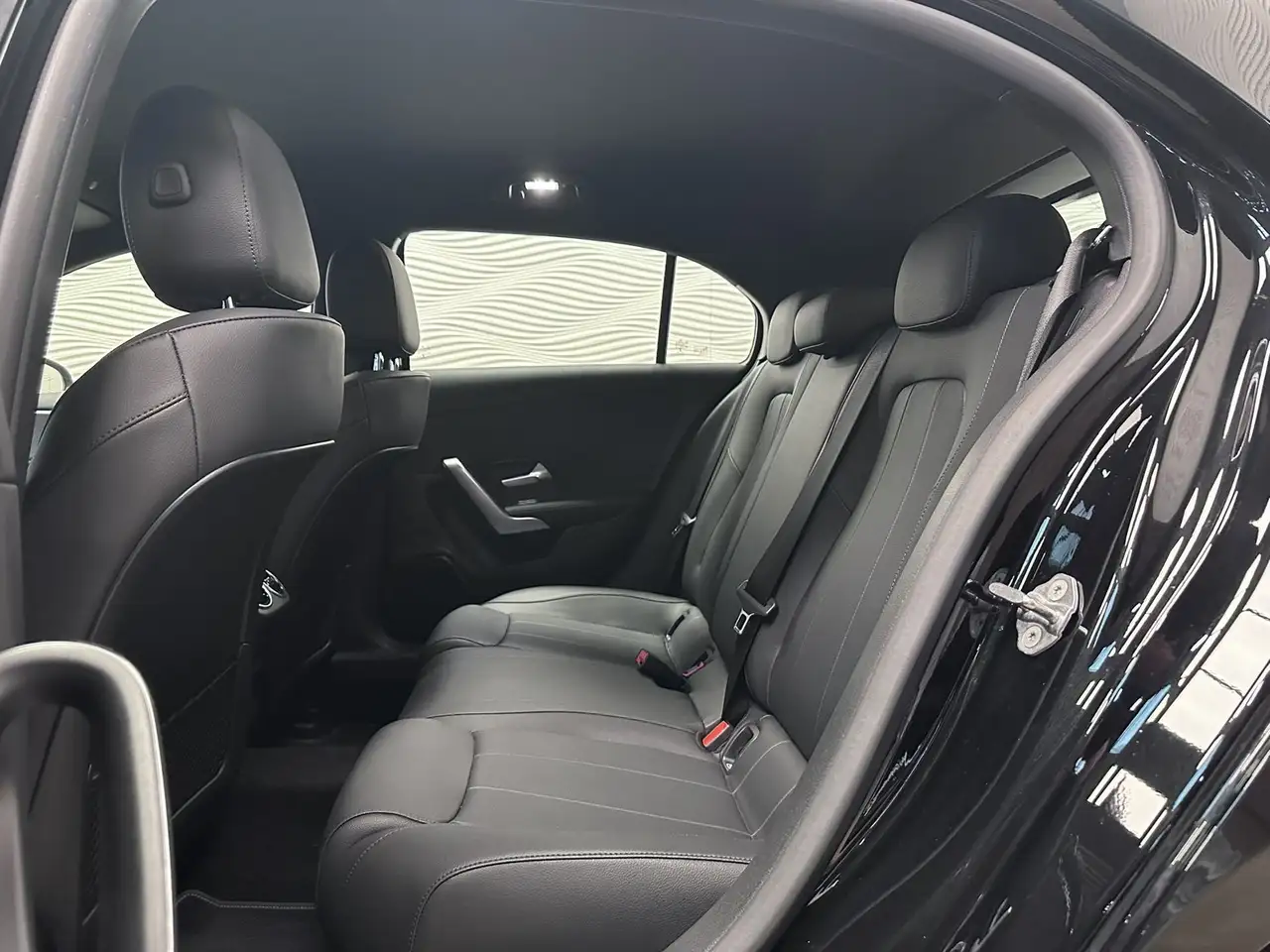 Mercedes-Benz A-Class 180d*AUT*CARPLAY*CAMERA*ZTLVERW.*, миниатюра 25