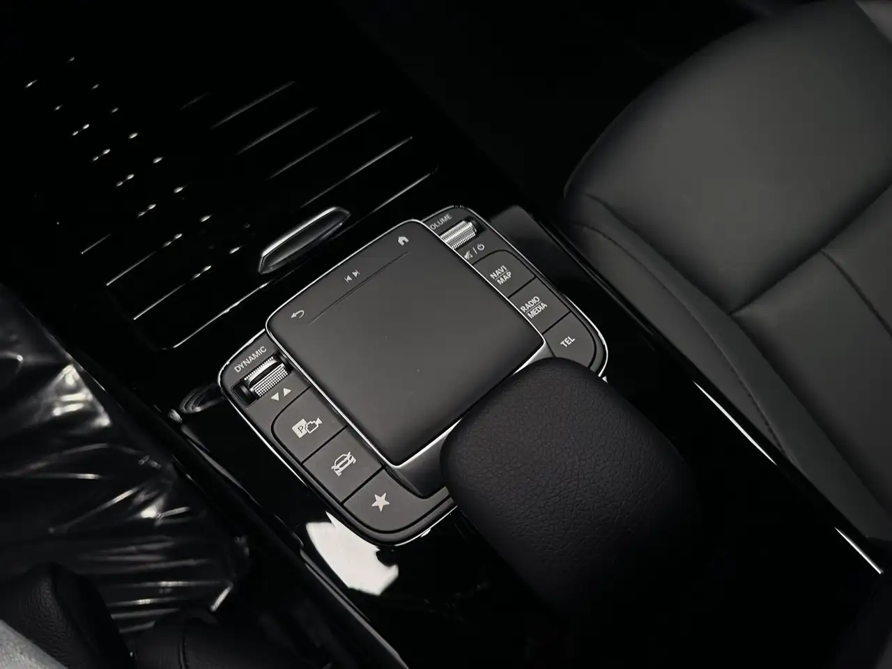 Mercedes-Benz A-Class 180d*AUT*CARPLAY*CAMERA*ZTLVERW.*, миниатюра 19