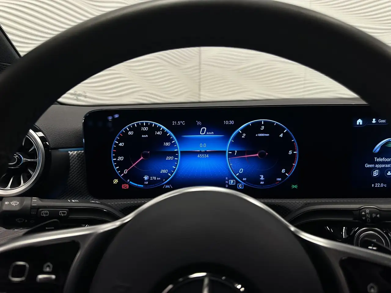 Mercedes-Benz A-Class 180d*AUT*CARPLAY*CAMERA*ZTLVERW.*, миниатюра 18