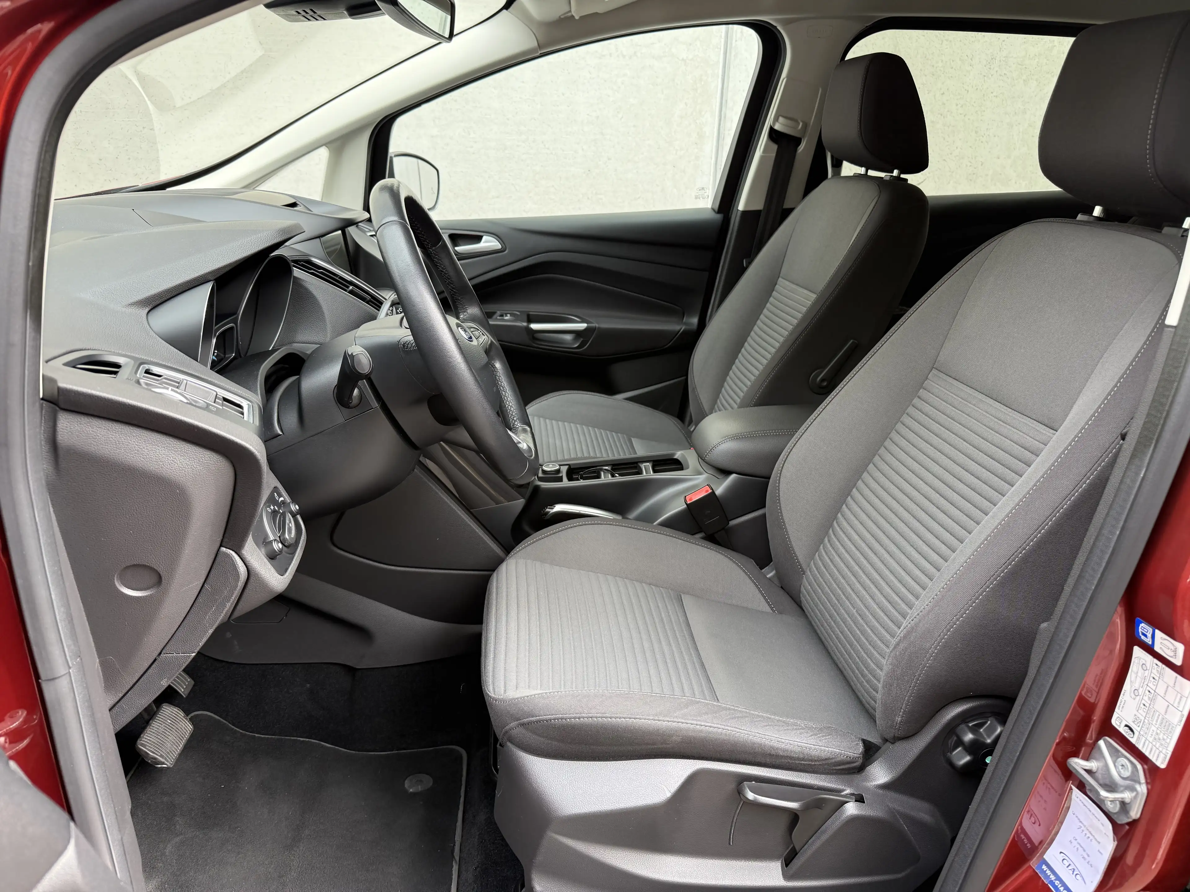 Ford Grand C-Max 1.5 Titanium / Automatique / Full Options ! — photo 10