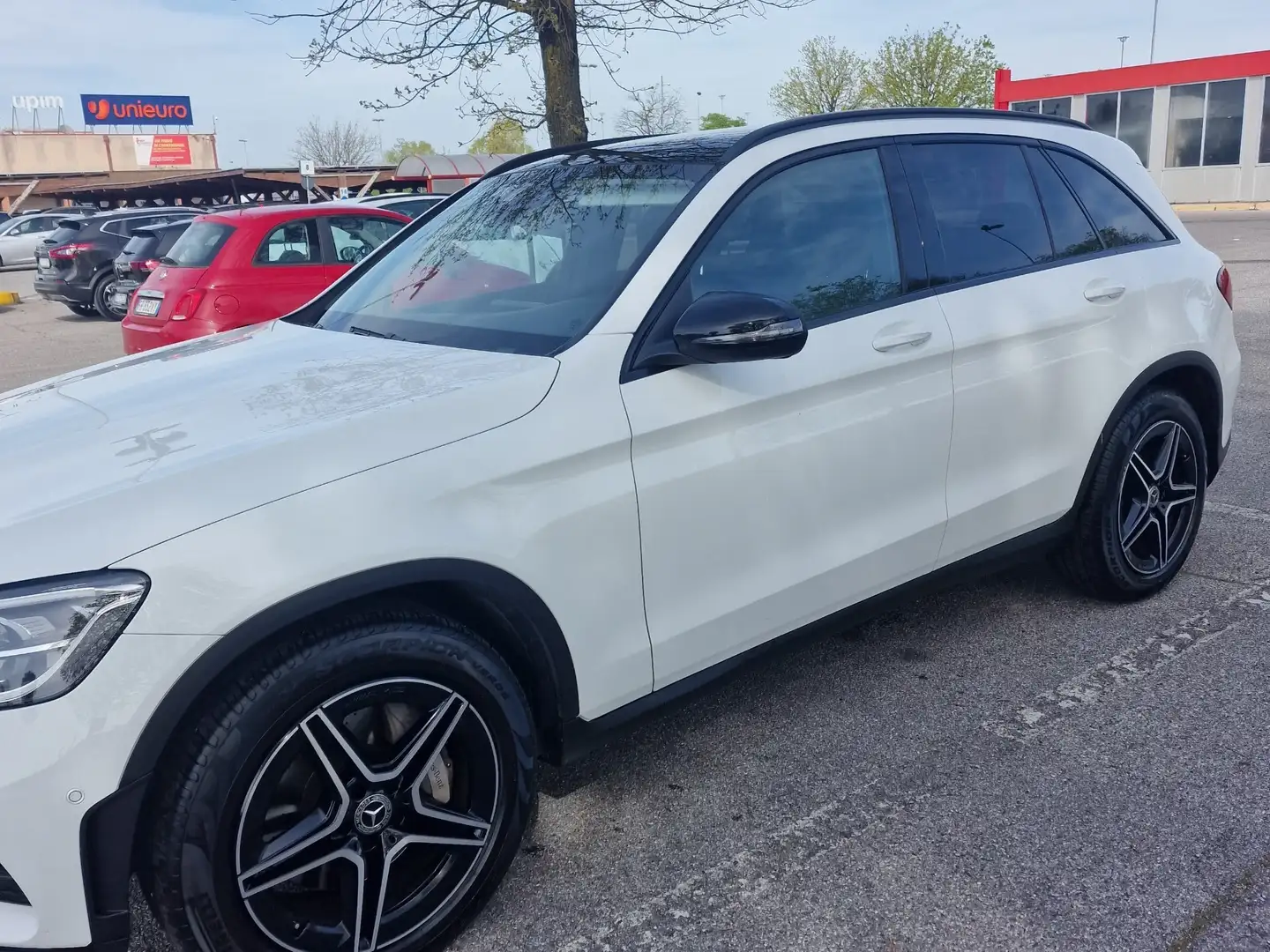 Mercedes-Benz GLC 200 mhev (eq-boost) Premium Plus 4matic auto Bílá - 1