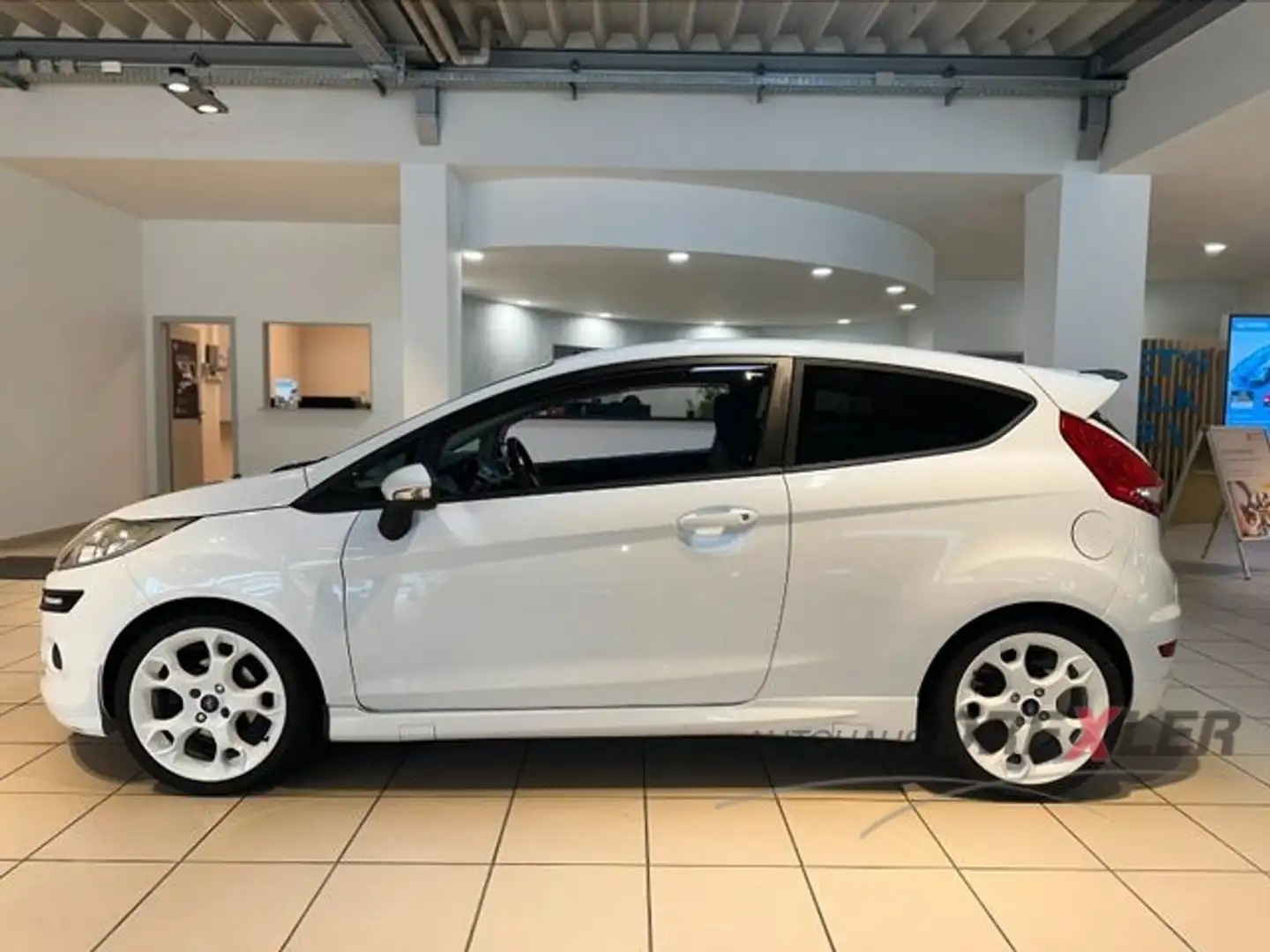Ford Fiesta Sport (CD, SZH, Klima) Білий - 2