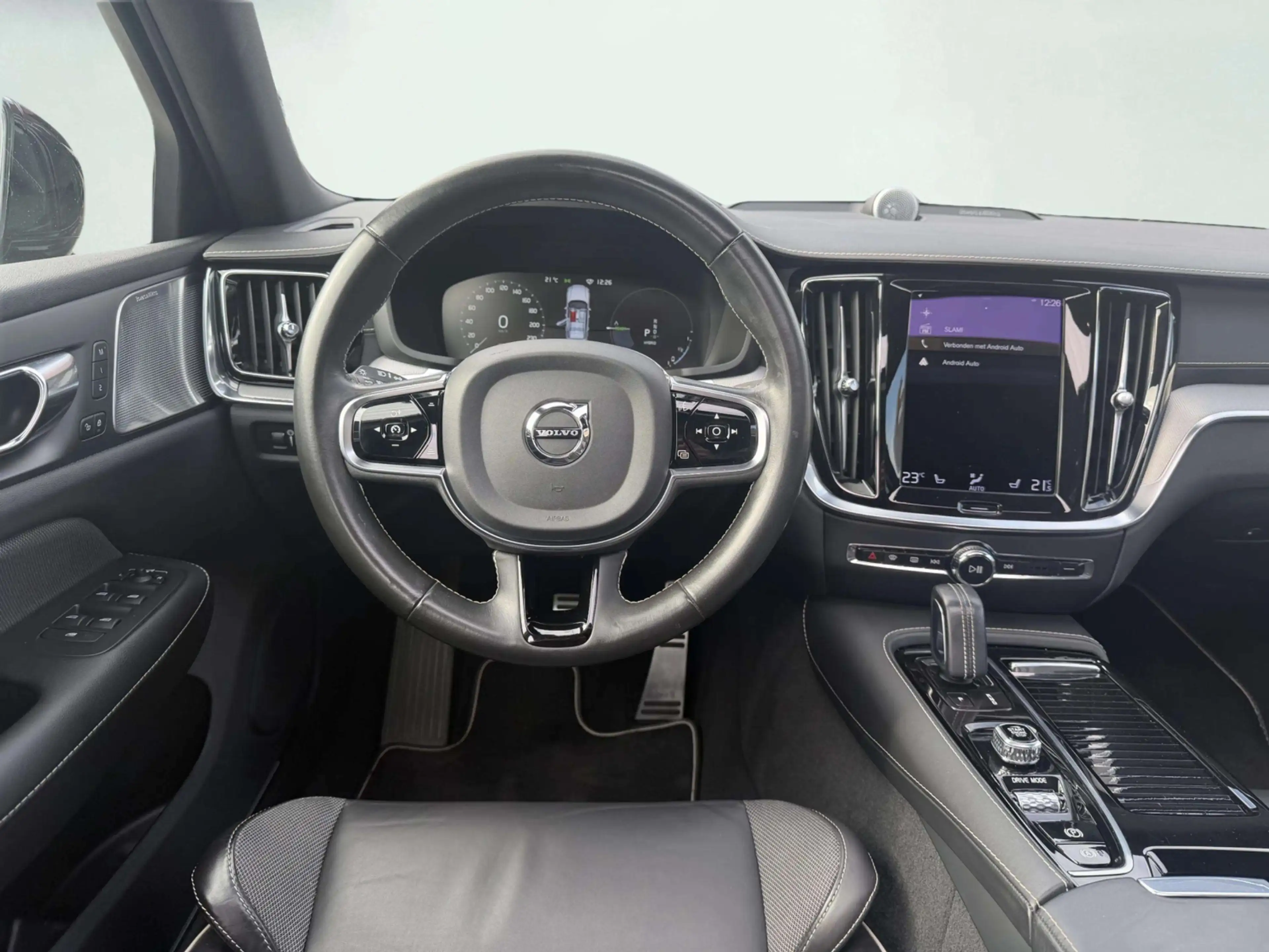 Volvo S60 2.0 Recharge T8 AWD R-Design | Bowers & Wilkins | — photo 7