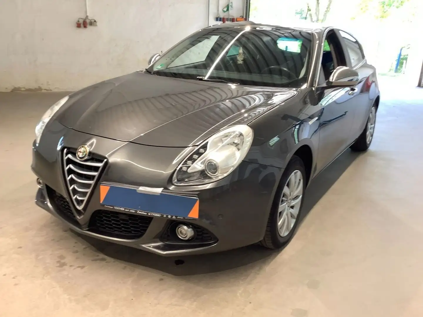Alfa Romeo Giulietta Turismo Grau - 1
