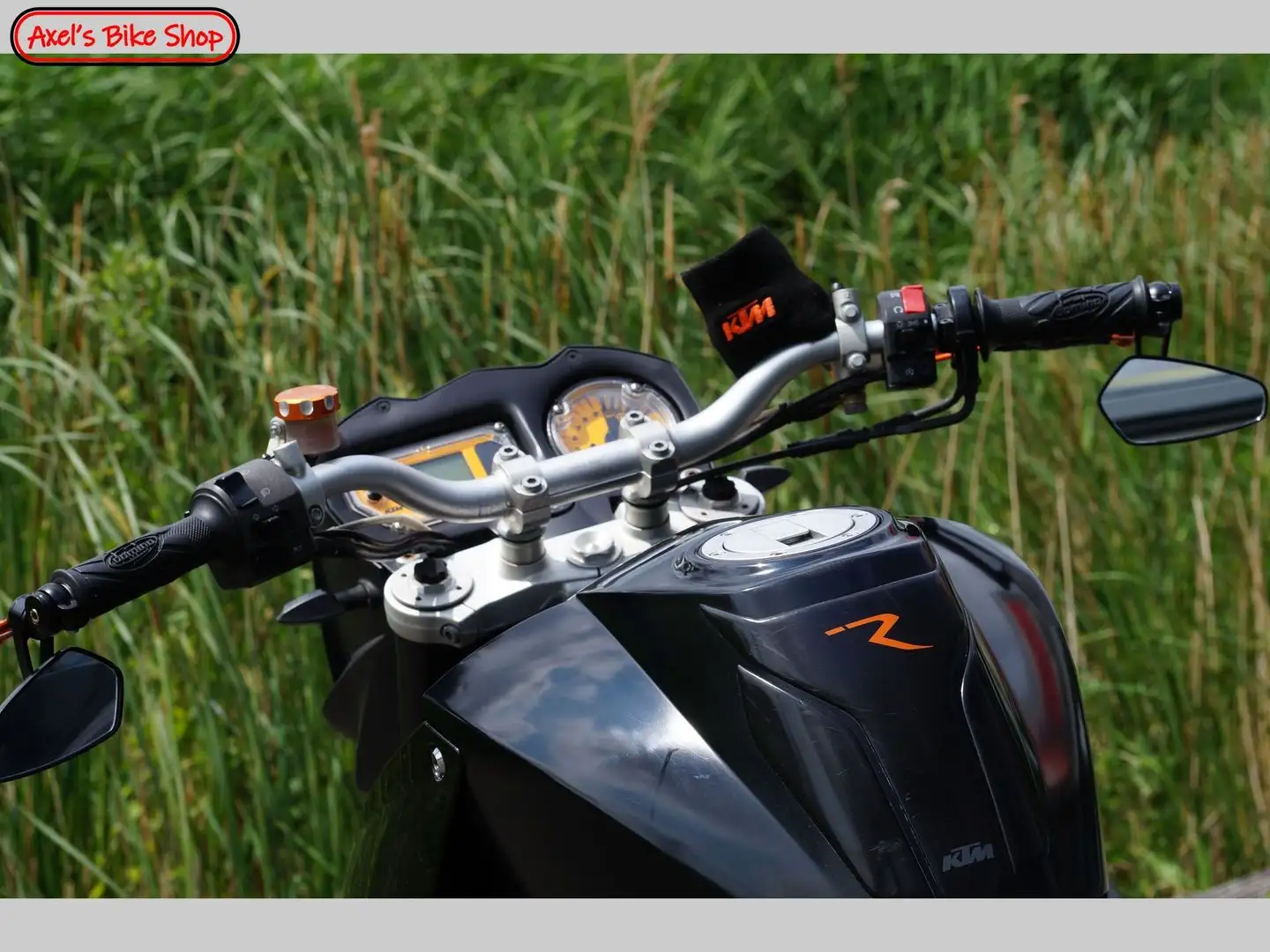 KTM 990 Super Duke Schwarz - 2