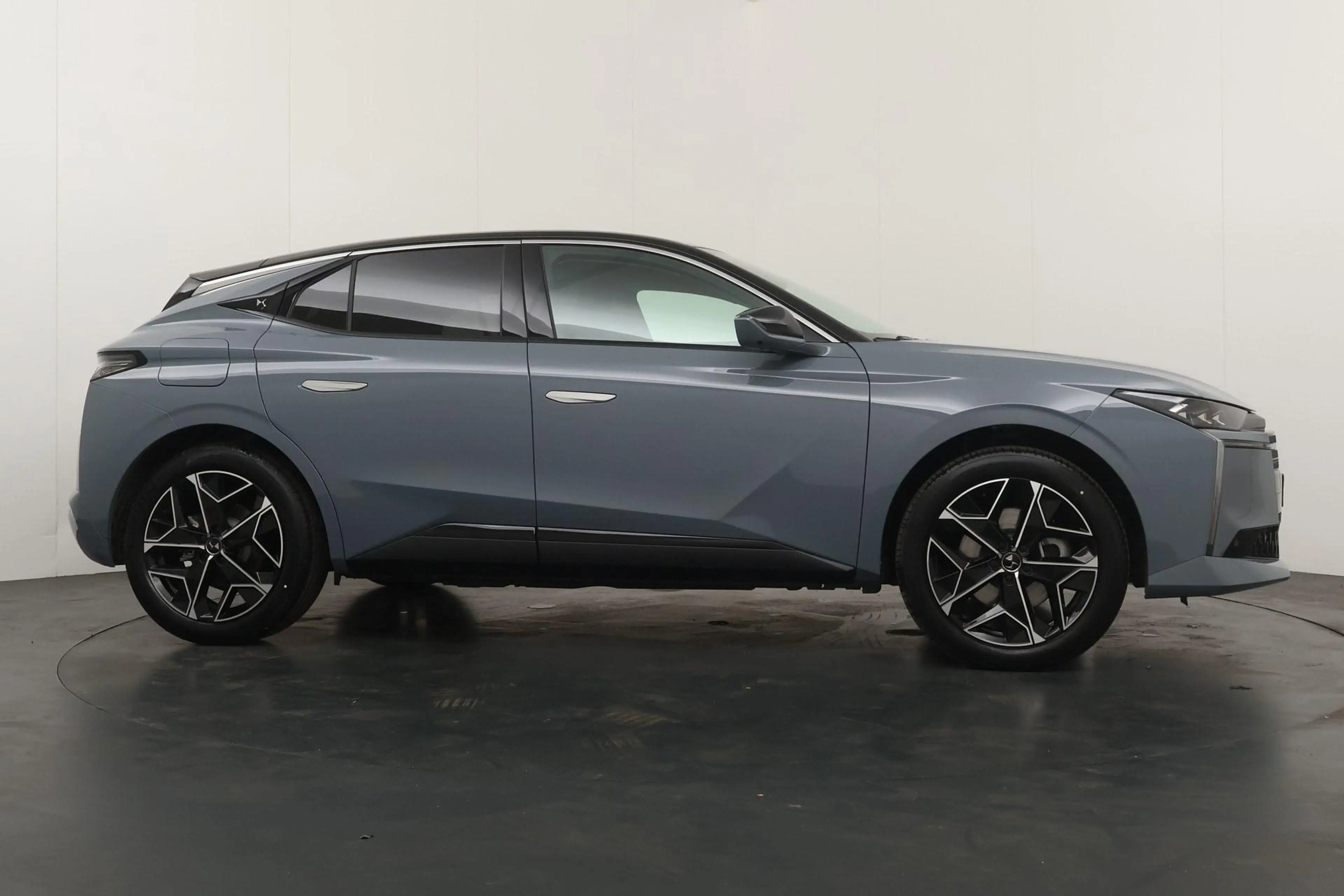 DS Automobiles DS 4 No 1.6 PHEV Pallas Comfort Tech Pack | Leder bekle — photo 6