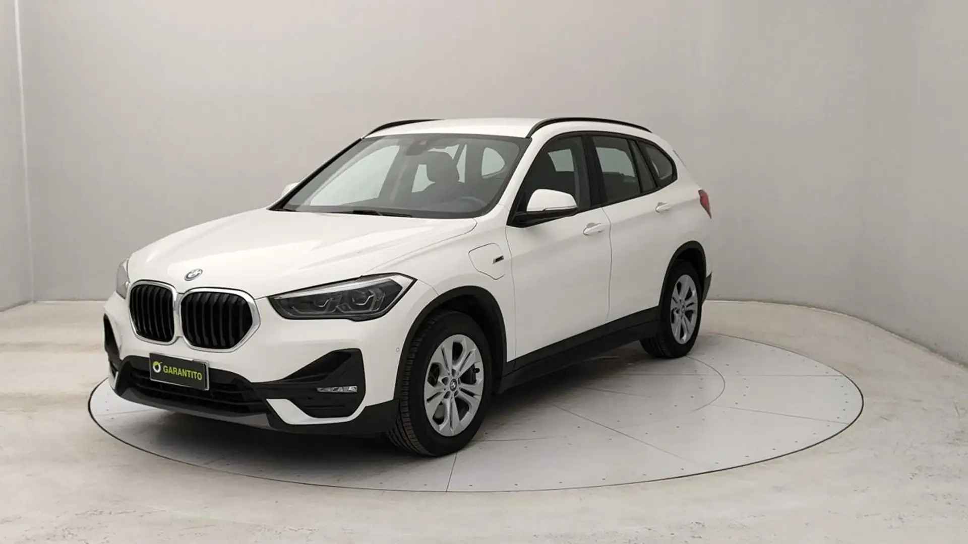BMW X1 xdrive25e Business Advantage auto Bianco - 1