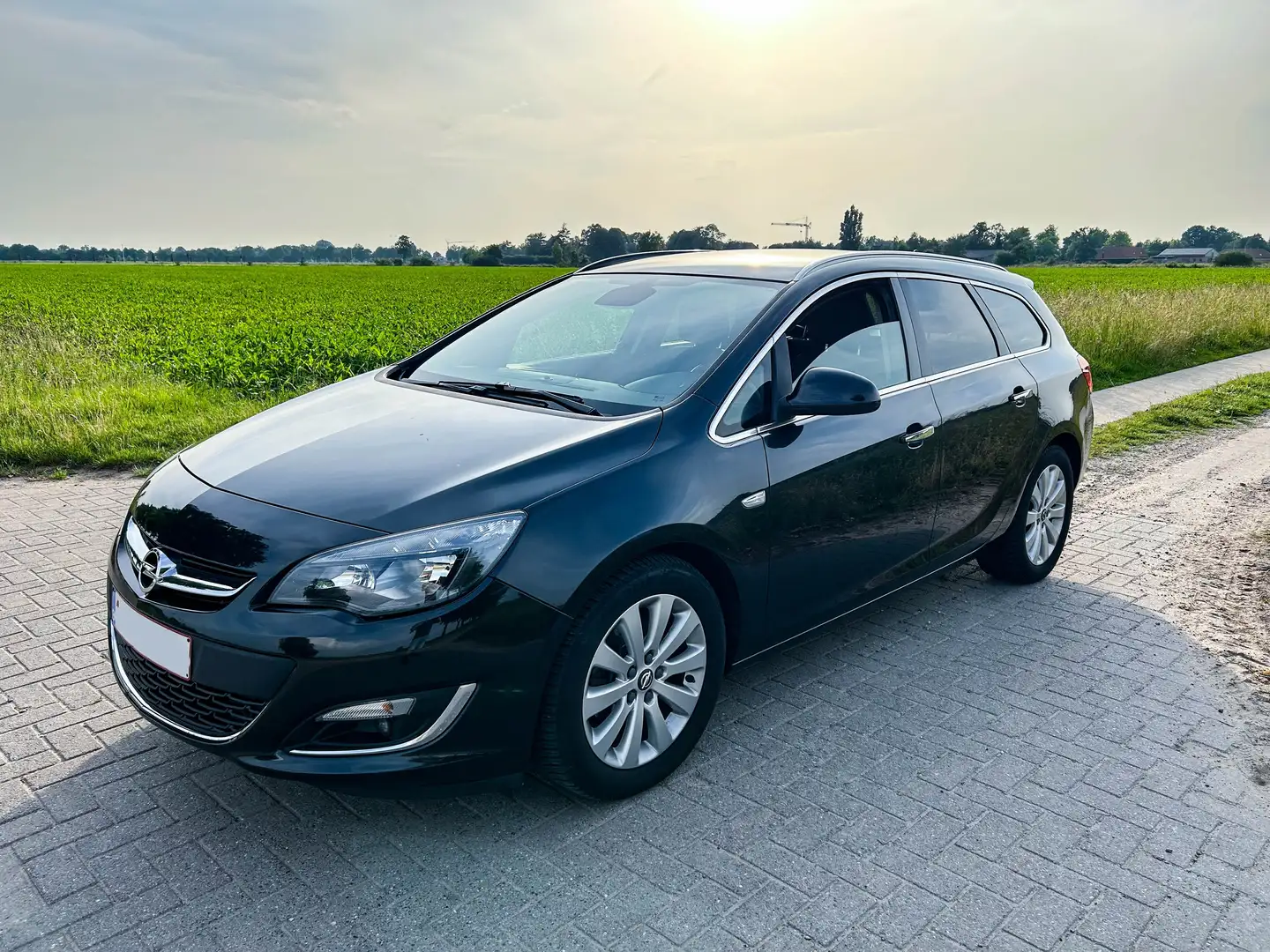 Opel Astra Astra 1.7 CDTI ecoFLEX Sports Tourer COSMO Noir - 1