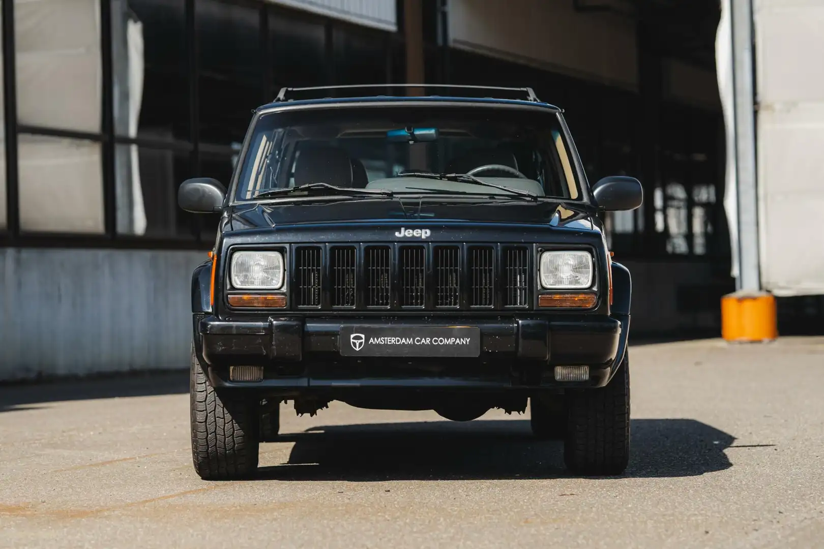 Jeep Cherokee 4.0i limited, incl recente koprevisie Negru - 2