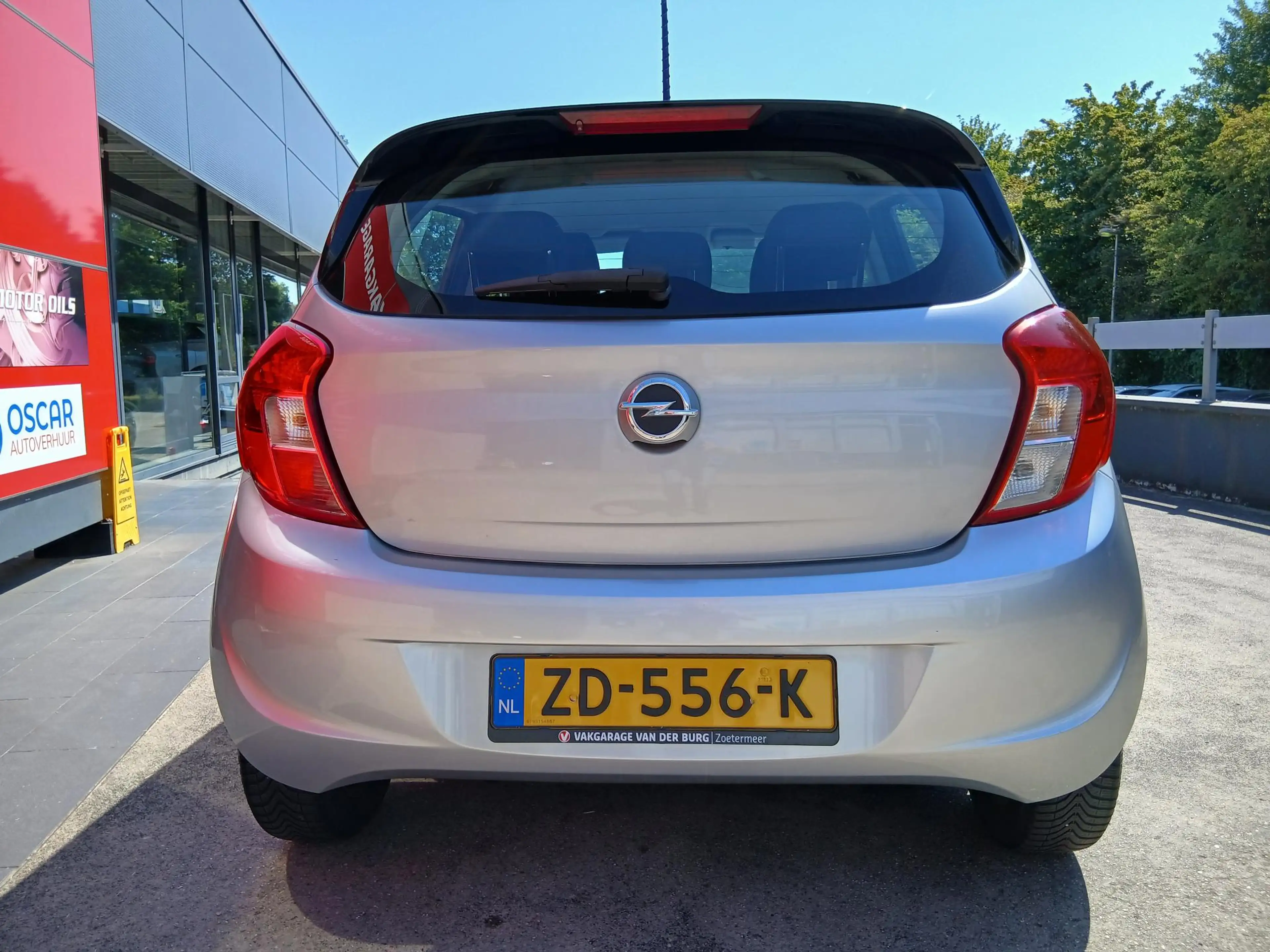 Opel Karl 1.0 ecoFLEX 120 Jaar Edition — photo 12