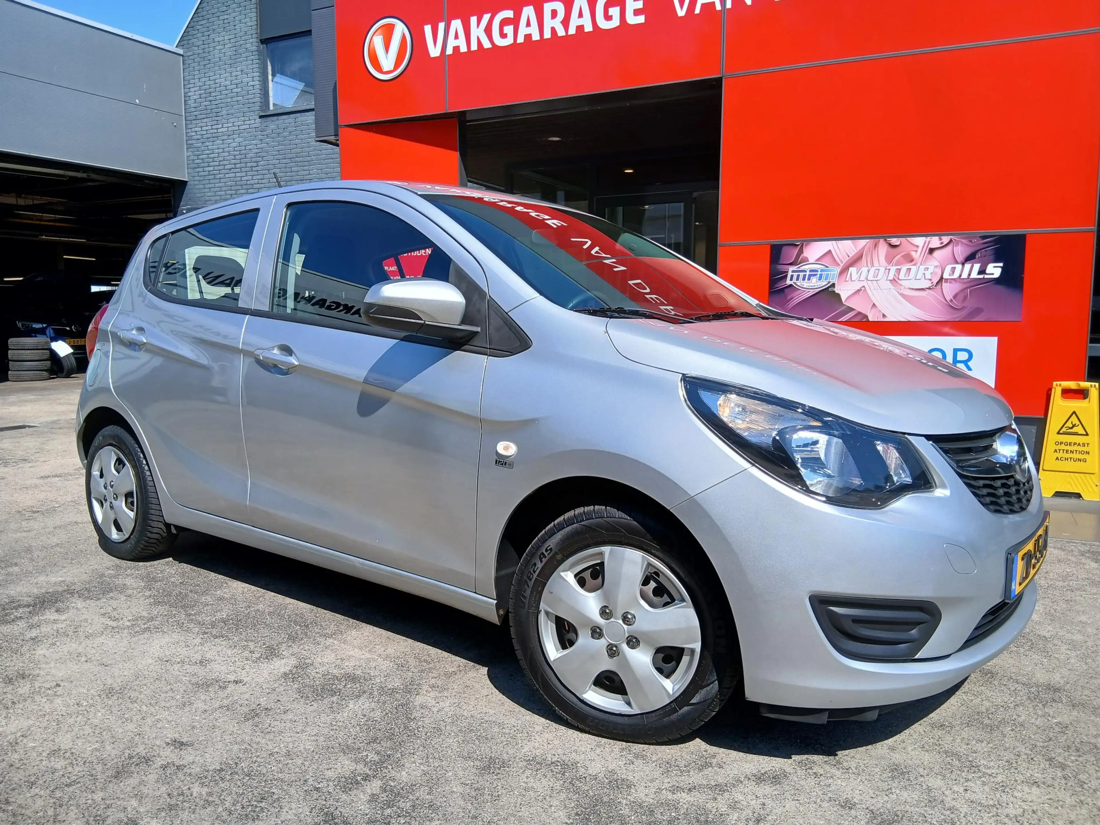 Opel Karl 1.0 ecoFLEX 120 Jaar Edition — photo 6