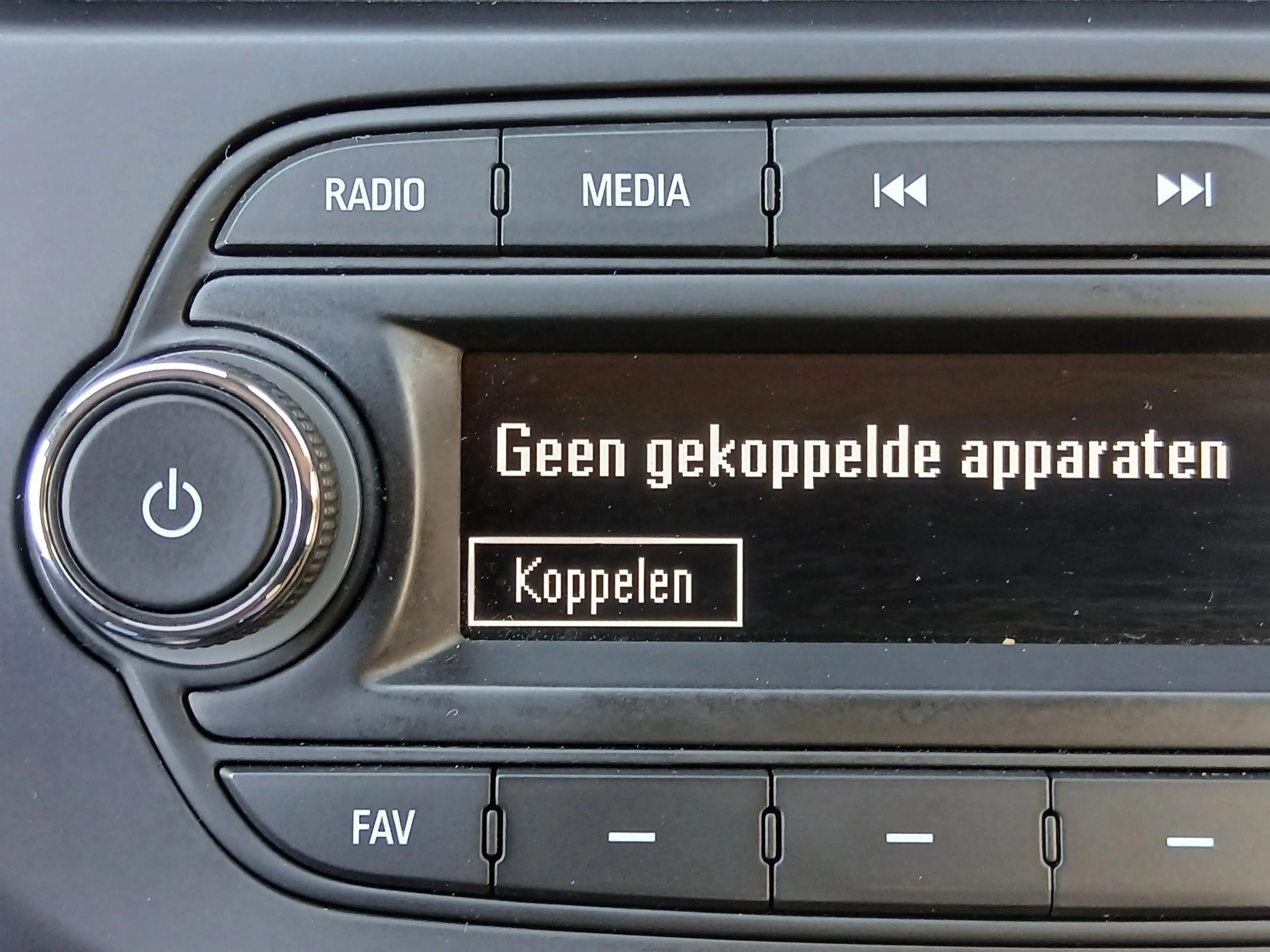 Opel Karl 1.0 ecoFLEX 120 Jaar Edition — photo 21
