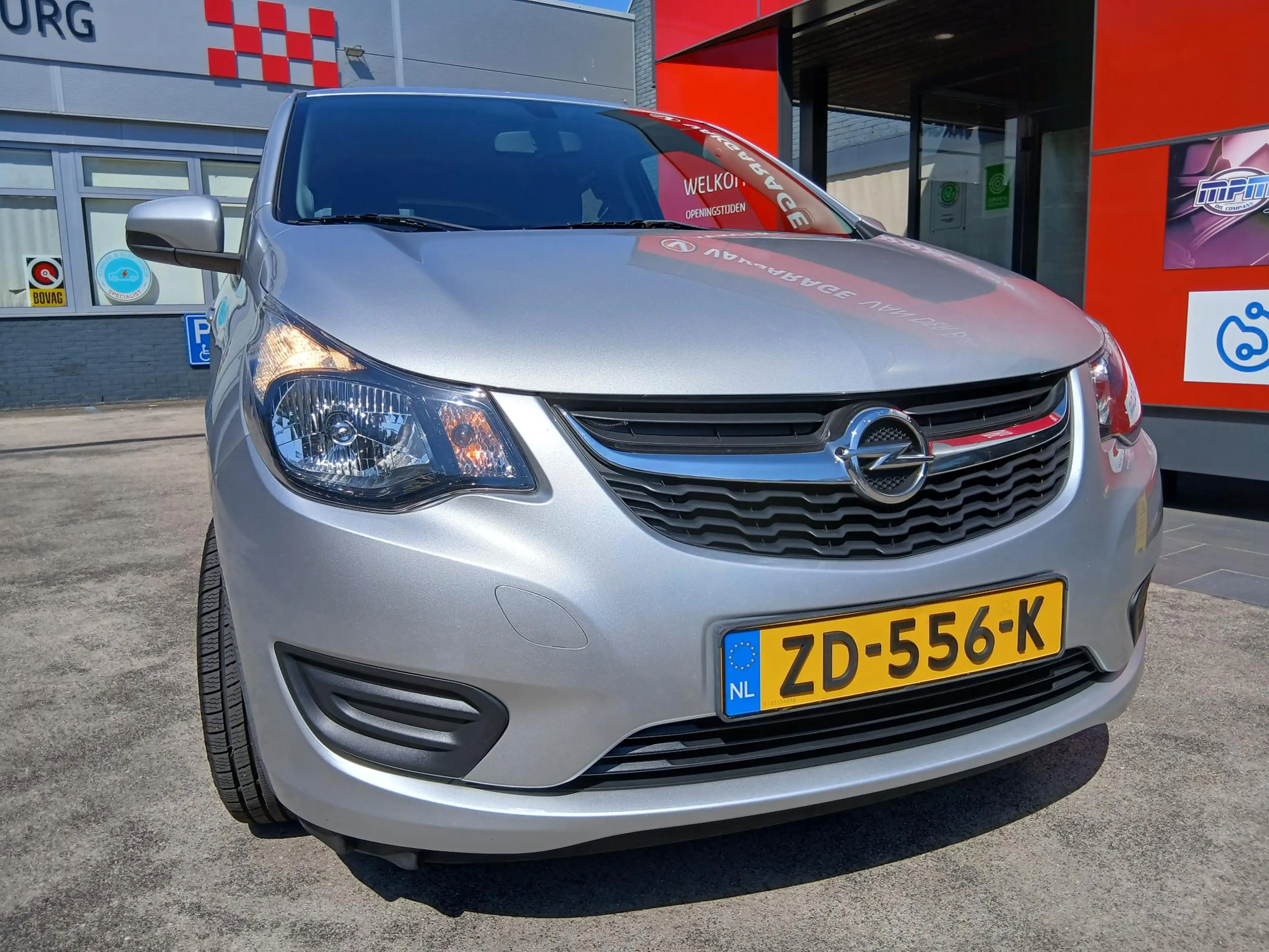 Opel Karl 1.0 ecoFLEX 120 Jaar Edition — photo 11